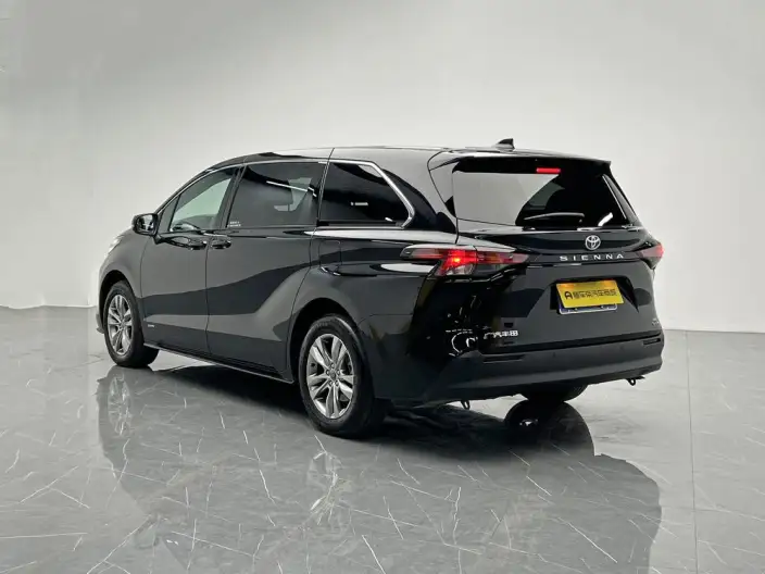 Toyota Sienna 2024 Model Hybrid 2.5L Comfort Edition – фото 5