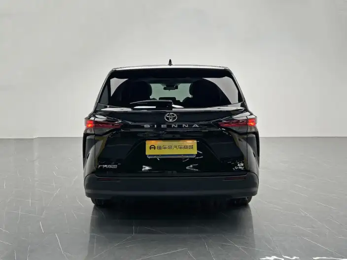 Toyota Sienna 2024 Model Hybrid 2.5L Comfort Edition – фото 6