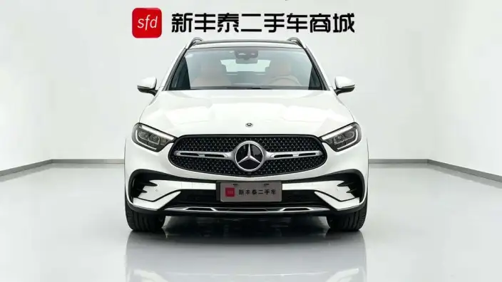 Mercedes-Benz GLC 2023 Model GLC 260 L 4MATIC Luxury Model 5 seat