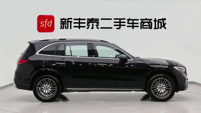 Mercedes-Benz GLC 2024 Model Facelift GLC 300 L 4MATIC Dynamic Model 5 seat – фото 6