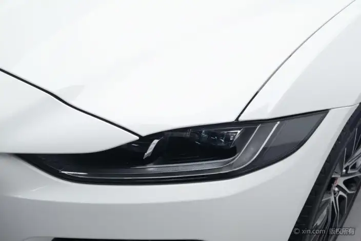 Jaguar XE L 2021 Model 2.0T 250PS S Enterprising Youya Edition – фото 7