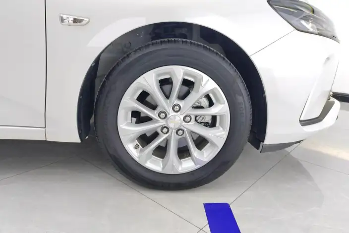 Chevrolet Corolla 2024 Model 1.5L DCT Yuexiang Edition – фото 10