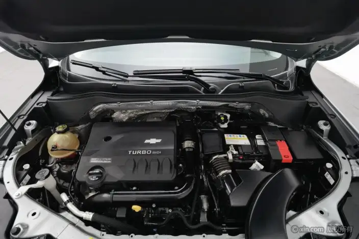 Chevrolet Trax 2022 Model RS 1.5T CVT Cool Max – фото 5