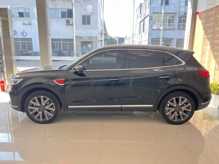 Hongqi HS5 2022 Model 2.0T Smart Flag Enjoy 4WD Edition