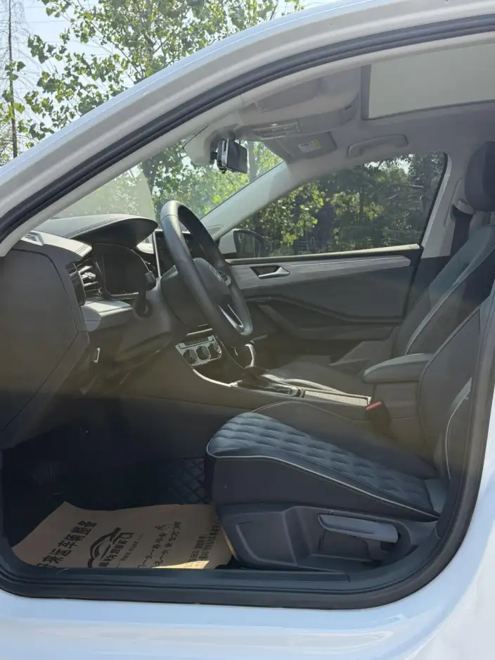 Volkswagen Sagitar 2024 Model 300TSI DSG Beyond Edition – фото 9