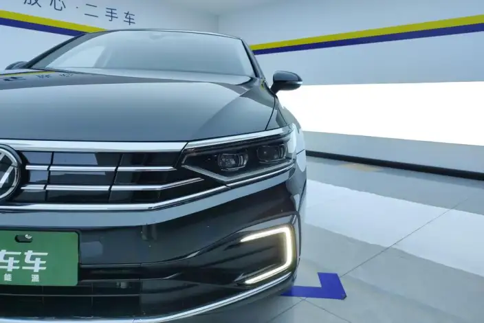 Volkswagen Magotan PHEV 2022 Model Noble Model