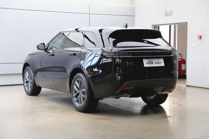 Range Rover Velar 2026 Model 250PS Dynamic SE – фото 4
