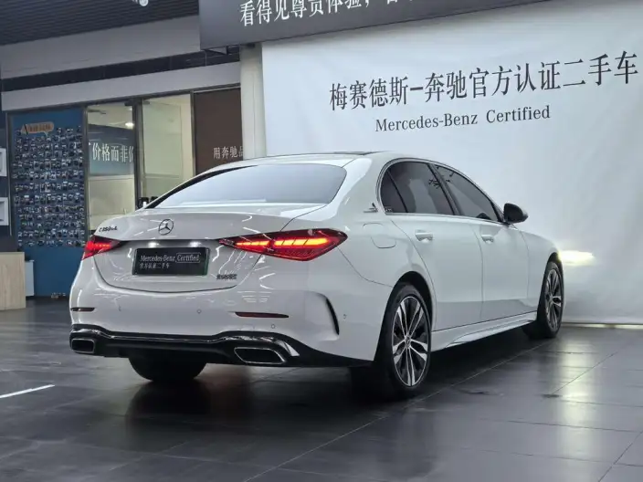 Mercedes-Benz C-Class PHEV 2023 Model C 350 eL – фото 5