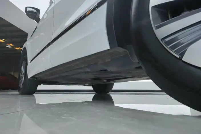Volkswagen Tiguan L PHEV 2023 Model 430PHEV Plug-in hybrid Premium Edition – фото 6