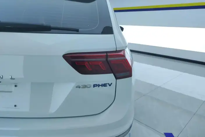 Volkswagen Tiguan L PHEV 2023 Model 430PHEV Plug-in hybrid Premium Edition – фото 10