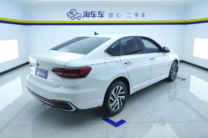 Volkswagen Lavida 2023 Model 300TSI DSG Manyi Edition
