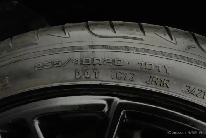 Lynk & Co 05 2021 Model 05+ 2.0TD Tiggo Edition – фото 9