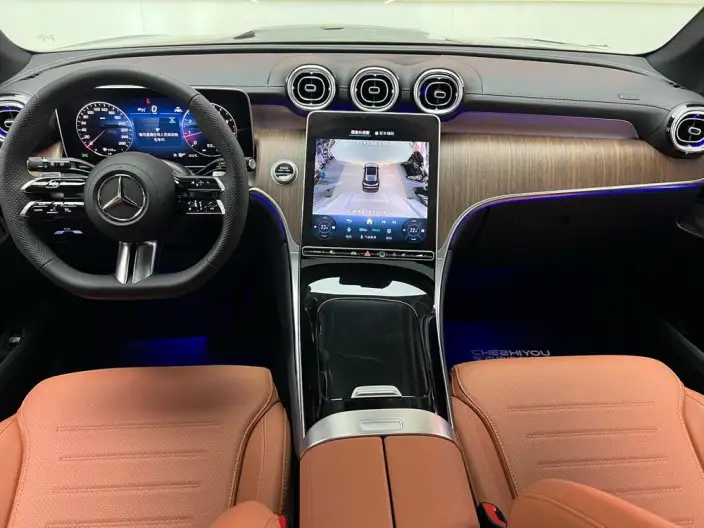 Mercedes-Benz GLC 2025 Model Facelift GLC 300 L 4MATIC Dynamic Model 5 seat – фото 10