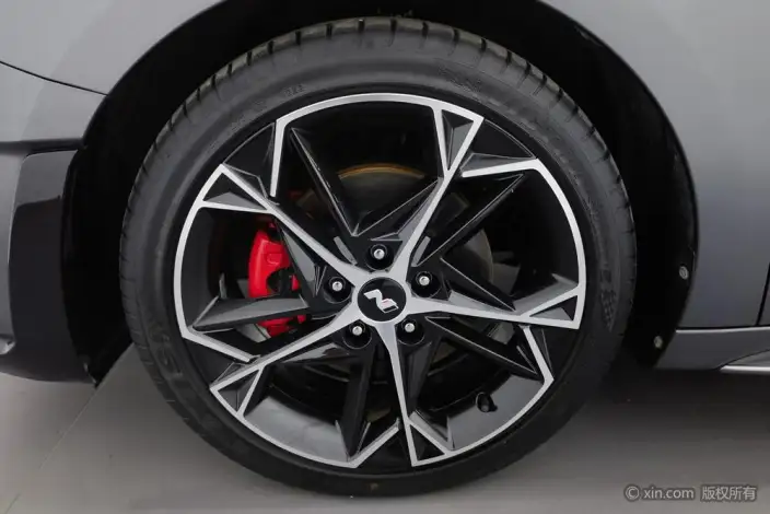 Hyundai LaFesta 2023 Model 270TGDi DCT N Line DLX Deluxe Edition – фото 8