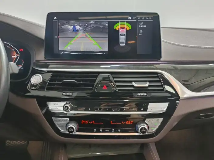 BMW 5 Series 2022 Model Facelift II 525Li Luxury Set – фото 9