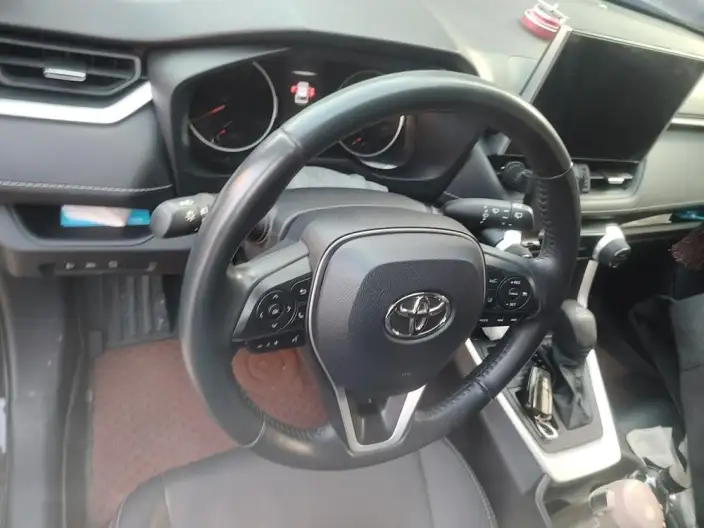 Toyota Wildlander 2022 Model 2.0L 2WD Luxury PLUS Edition – фото 7