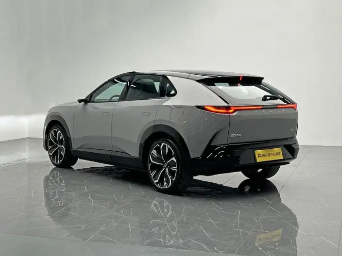 **Mazda EZ-6** 0 2025 Model Extended Range 200 Max – фото 5