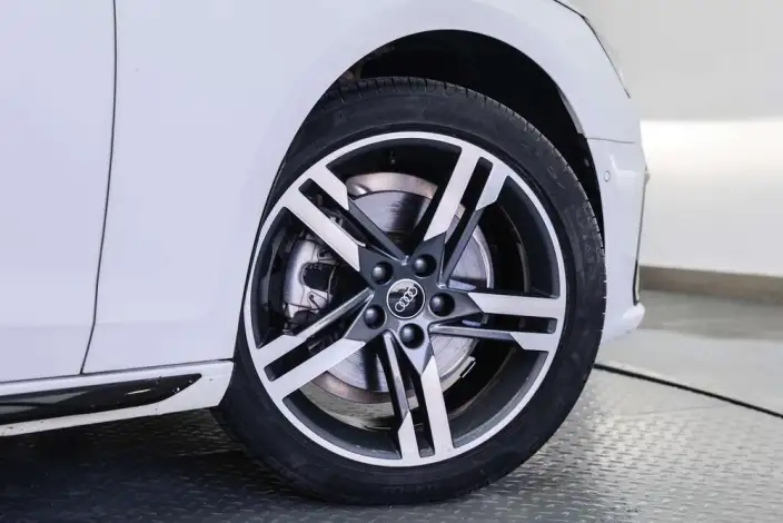 Audi A4 L 2022 Model 40 TFSI Luxury Dynamic Model – фото 10