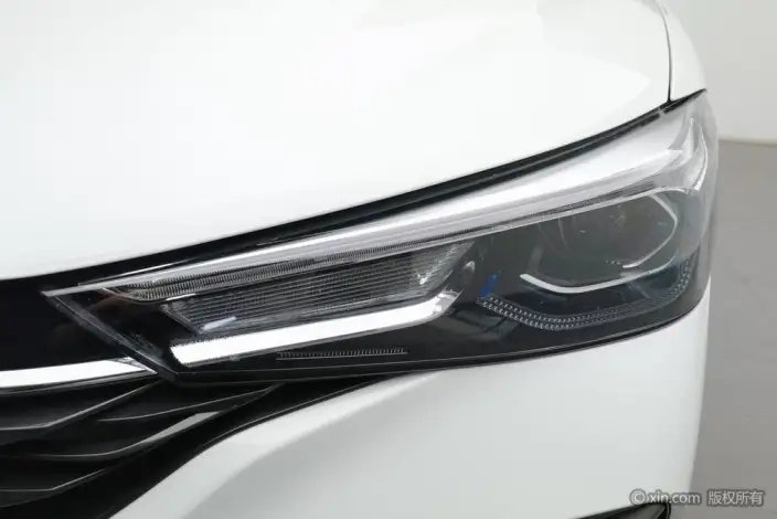 Roewe i5 2021 Model Facelift 1.5L CVT Diamond Edition – фото 7