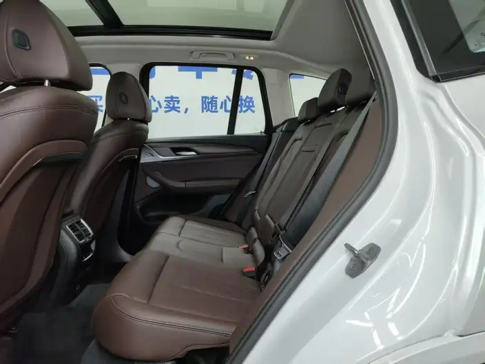 BMW X3 2023 Model xDrive30i Leading Model M Night Set – фото 8