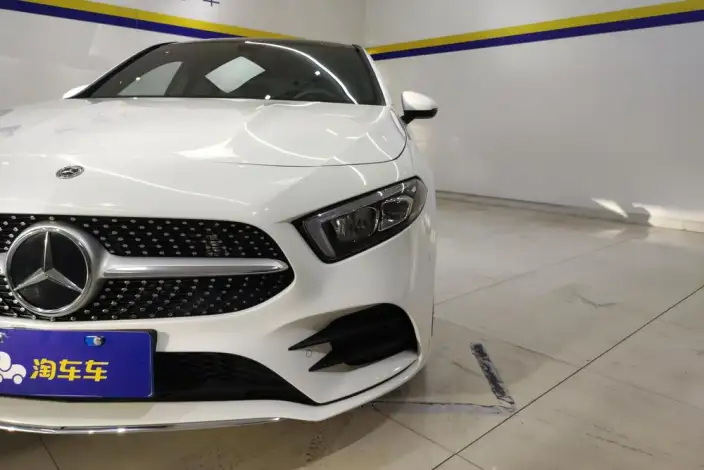 Mercedes-Benz A-class 2022 Model Facelift II A 200 L Sports sedan Fashion Edition