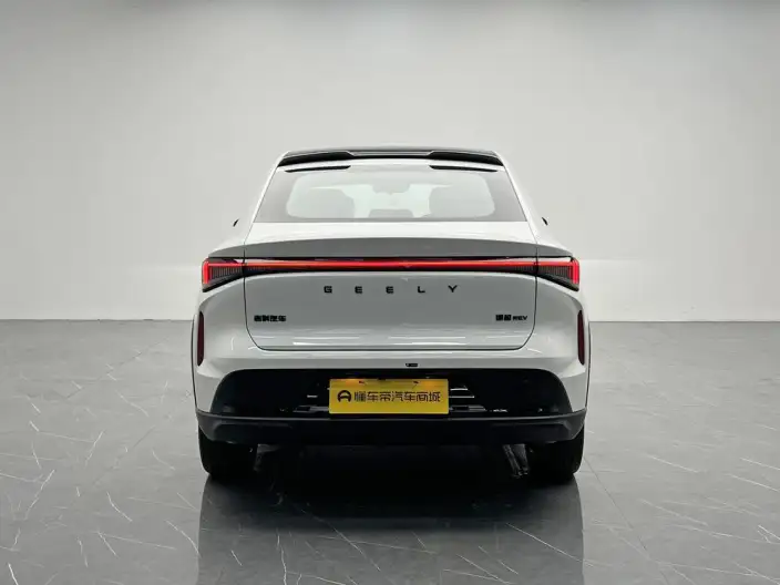 Geely Boyue REV 2026 Model 220km Long Battery Life Pro Platinum Extended Range Zhizun Edition – фото 6