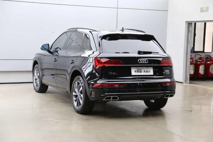 Audi Q5L 2024 Model 40TFSI Luxury Dynamic Model