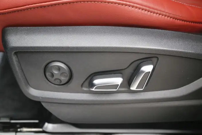 Audi Q5L 2024 Model 40TFSI Luxury Dynamic Model – фото 10