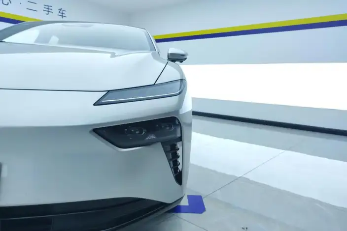 eπ 007 2024 Model EV 530Pro Edition – фото 4