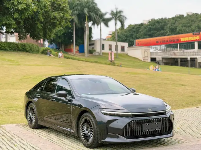 Toyota Crown Imported 2024 Model Sedan 2.5L HEV Supreme Edition