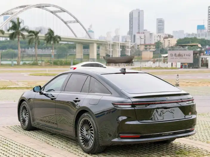 Toyota Crown Imported 2024 Model Sedan 2.5L HEV Supreme Edition – фото 5