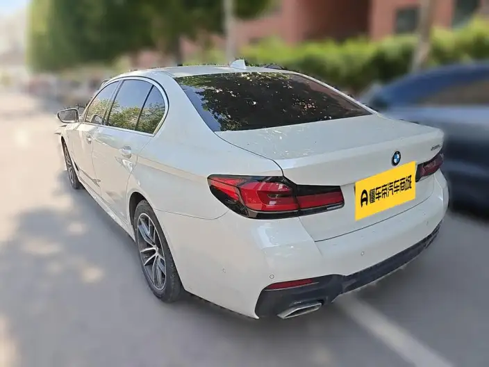 BMW 5 Series 2022 Model Facelift II 525Li M Sports Set