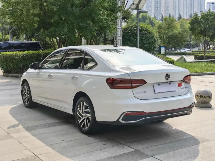 Volkswagen Lavida 2023 Model 1.5L Automatic Five million editions – фото 5