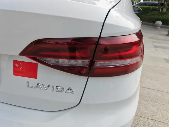 Volkswagen Lavida 2023 Model 1.5L Automatic Five million editions – фото 10