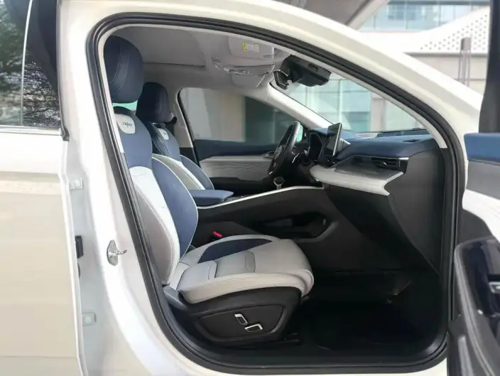 Geely StarRui 2023 Model 2.0T Noble Model – фото 9