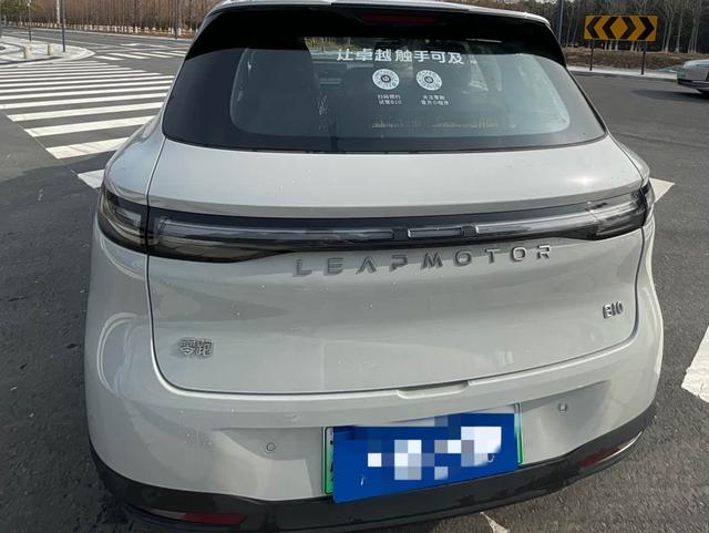 Leapmotor B10 2025 510 Delight Edition – фото 7