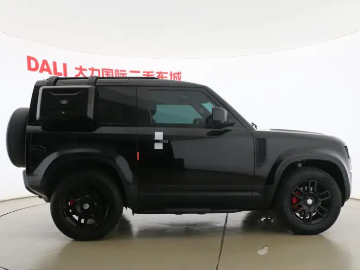 Land Rover Defender 2024 Model 90 2.0T P300 S – фото 8