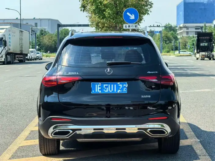 Mercedes-Benz GLC 2024 Model GLC 300 L 4MATIC Dynamic Model 5 seat