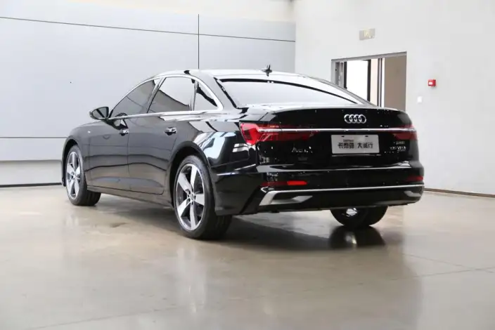 Audi A6L 2025 Model 55 TFSI quattro Exclusive Dynamic Model