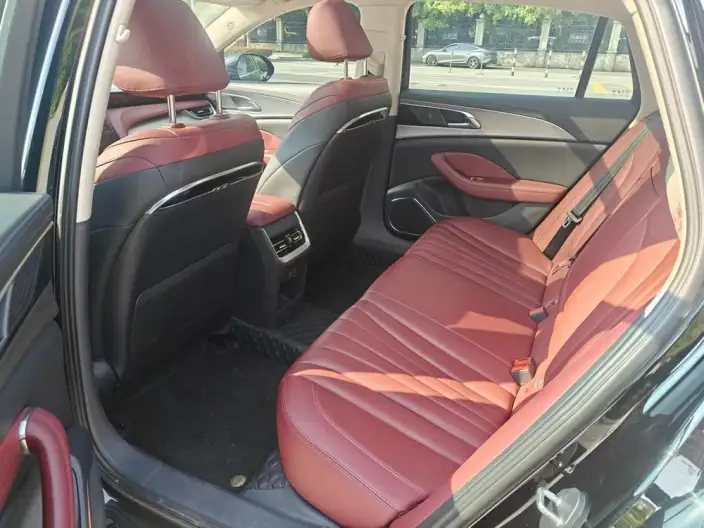Hongqi H5 2024 Model 1.5T DCT Flag Rhythm Edition – фото 8