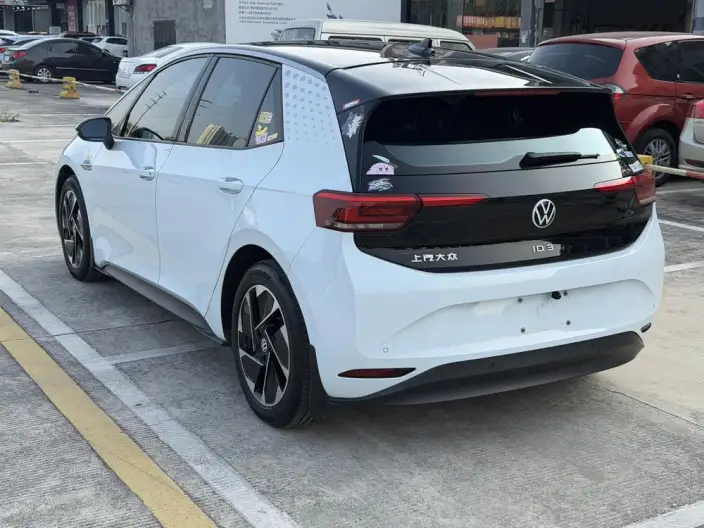 Volkswagen ID.3 2023 Model L Class Model Pure Smart Edition – фото 5