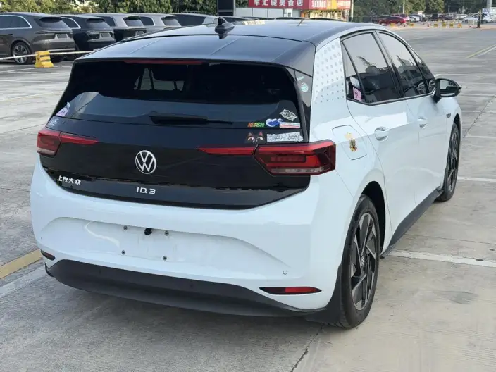 Volkswagen ID.3 2023 Model L Class Model Pure Smart Edition – фото 7
