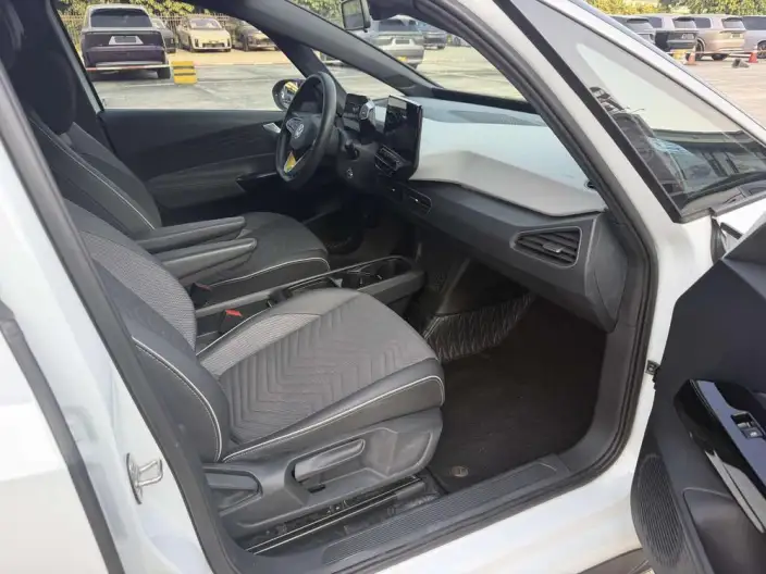 Volkswagen ID.3 2023 Model L Class Model Pure Smart Edition – фото 10