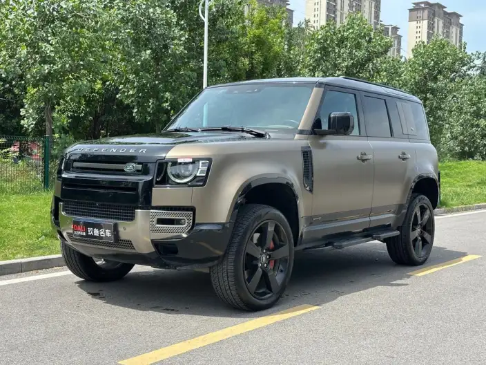 Land Rover Defender 2022 Model 110 X P400
