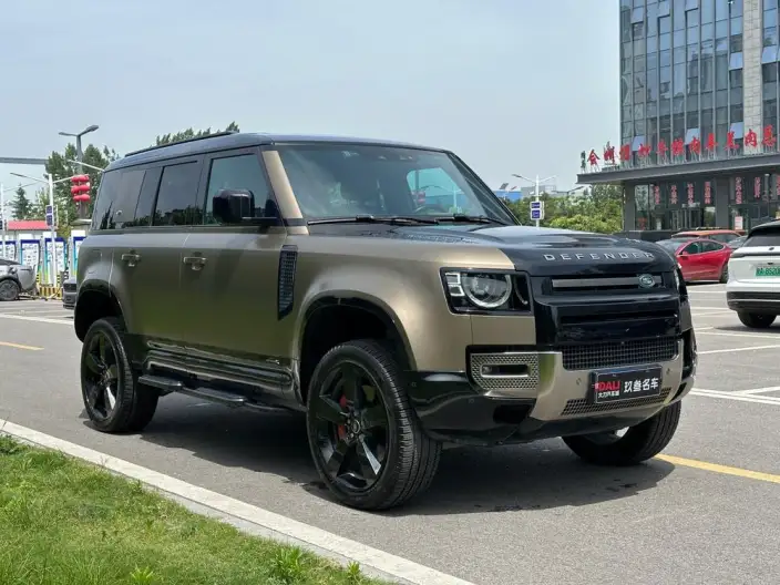 Land Rover Defender 2022 Model 110 X P400