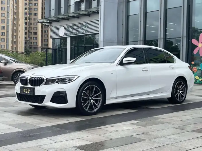 BMW 3 Series 2022 Model 325Li M Sports Set