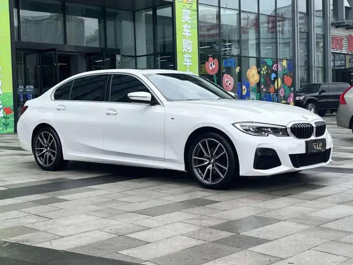 BMW 3 Series 2022 Model 325Li M Sports Set