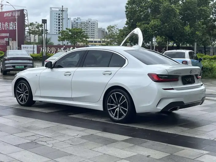 BMW 3 Series 2022 Model 325Li M Sports Set – фото 5