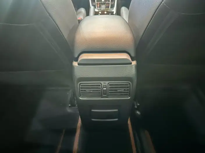 Nissan Sylphy 2022 Model Classic 1.6 XL CVT Deluxe Edition – фото 10