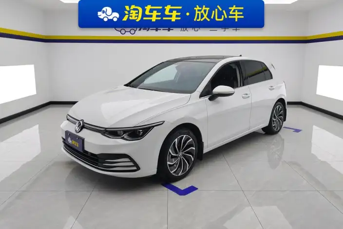 Volkswagen Golf 2023 Model 280TSI DSG Pro – фото 1